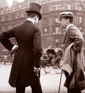 Street-scene-in-London-UK-1904
