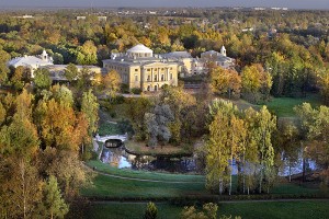 pavlovsk-park-surrounding-the-grand-palace